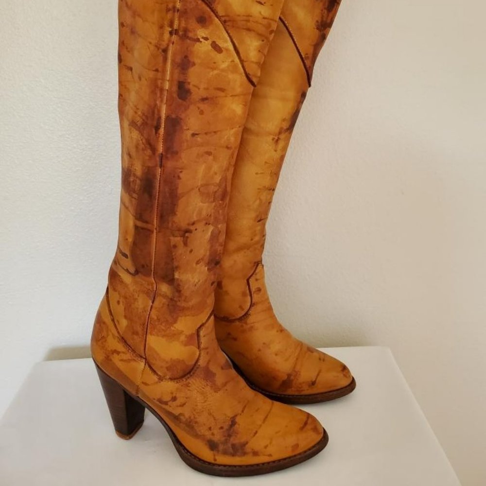 Tall Brown beige Tan leather high heel Western cowgirl rodeo equestrian Boots
